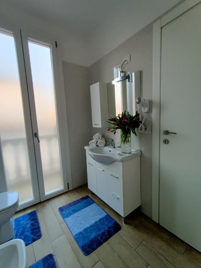 Arcobaleno Room Venezia Mestre Exterior foto